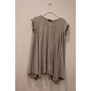 Urban Outfitters - BDG - Gray Top - M